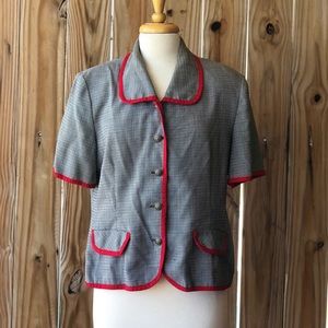 Leslie Fay VINTAGE gray blouse with pop of red and statement buttons